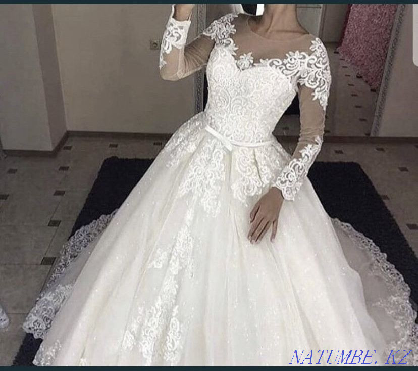 wedding dress Karagandy - photo 1