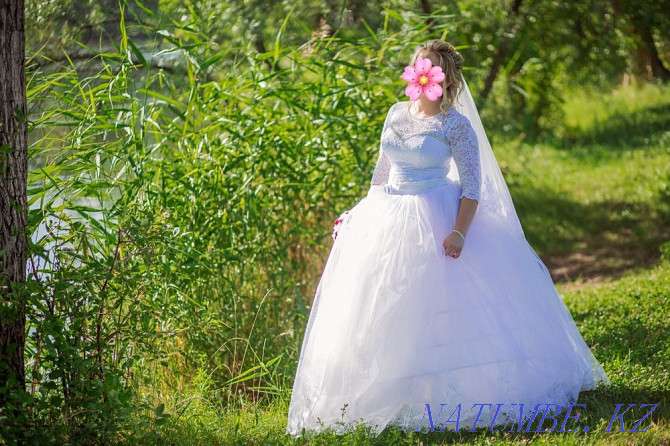 Wedding Dress Ust-Kamenogorsk - photo 1