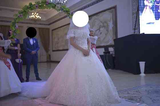 Шикарное свадебное платье цвета Айвори Karagandy