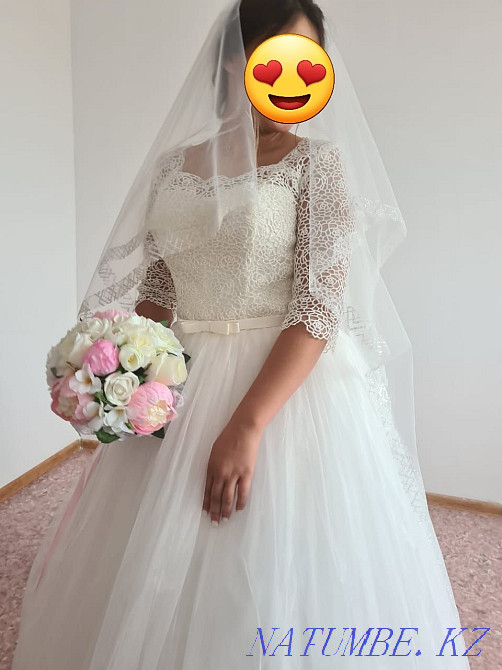 Свадебное платье размер 46,48 продаю за 40000 Усть-Каменогорск - изображение 1