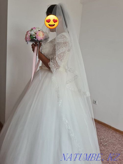 Свадебное платье размер 46,48 продаю за 40000 Усть-Каменогорск - изображение 3