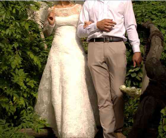 Свадебное платье 46 размер Almaty