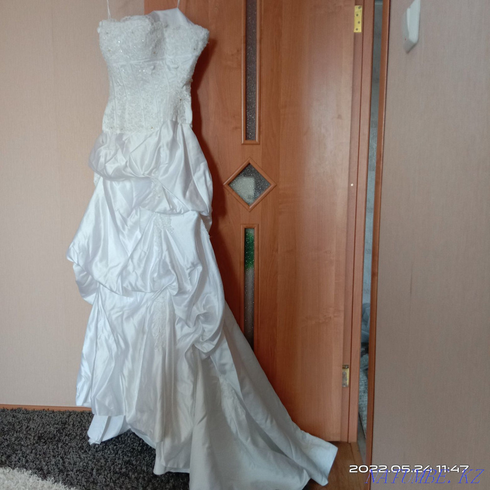 Sell wedding dress Kostanay - photo 1