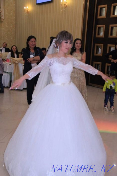 Баға құнынан төмен. Той көйлектерін сатамын  Қарағанды - изображение 1