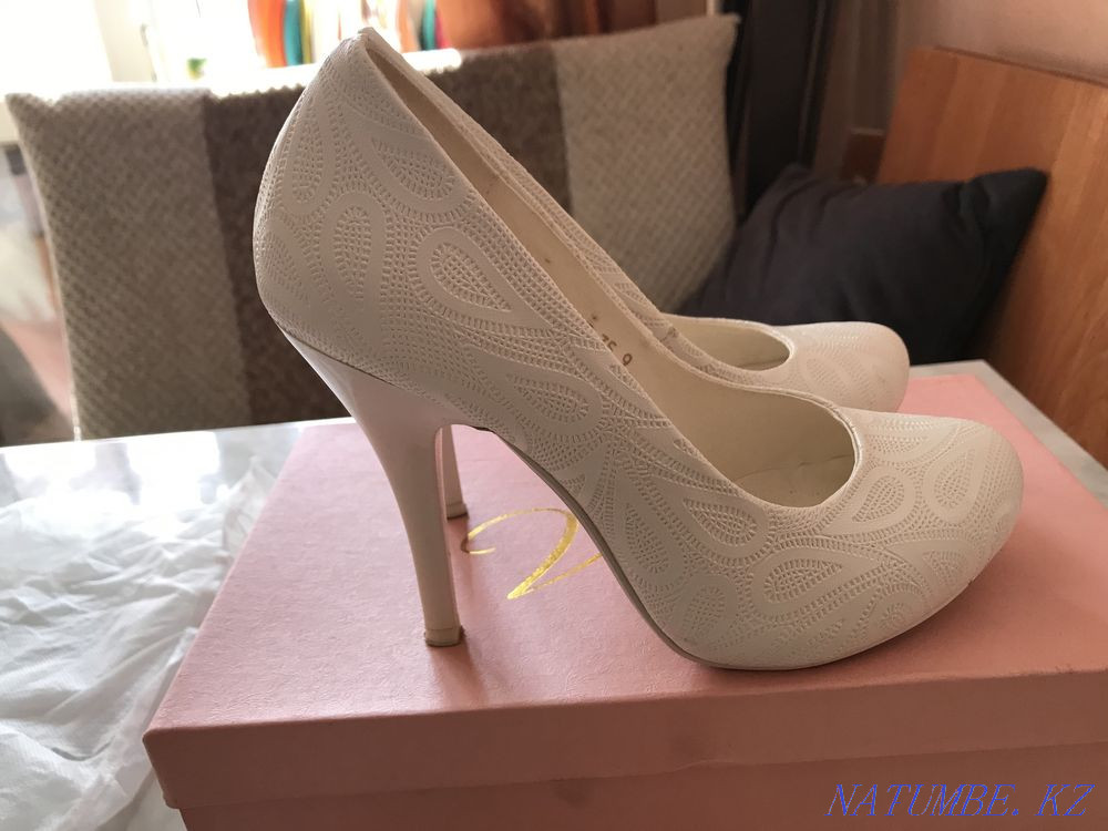 Wedding shoes size 35 Karagandy - photo 2