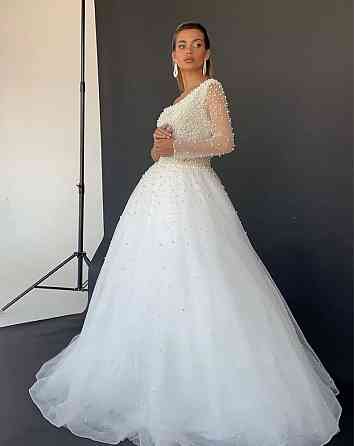 Продам свадньное платье Astana
