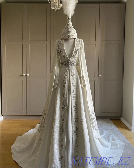 Свадебное платье от дизайнера Азамат Аргимбаева Атырау - изображение 1