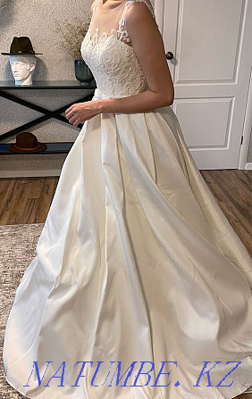 Свадебное дизайнерское платье с шлейфом Алматы - изображение 2