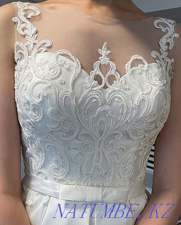Свадебное дизайнерское платье с шлейфом Алматы - изображение 6