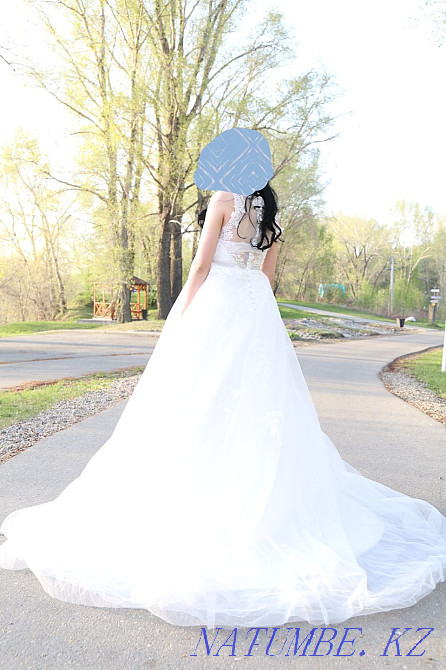 Sell wedding dress Ust-Kamenogorsk - photo 3