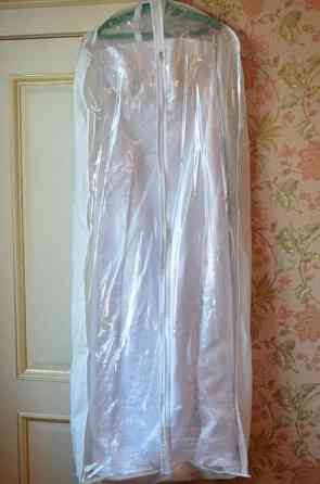 Свадебное атласное платье Алматы