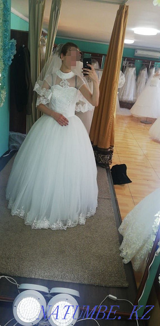 Sell wedding dress Semey - photo 1