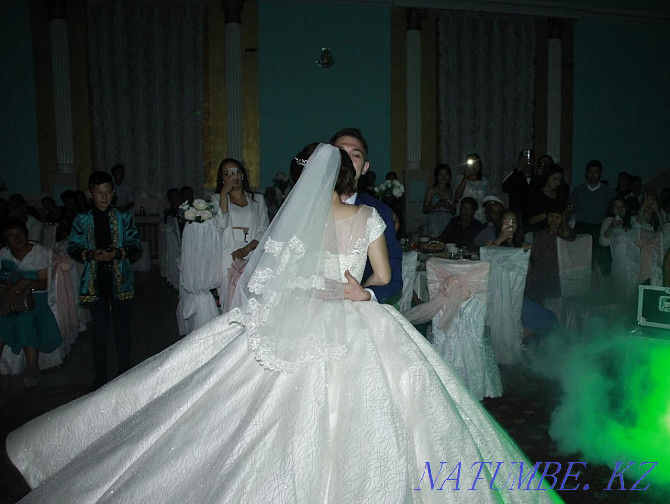 Продам шикарное свадебное платье Павлодар - изображение 2