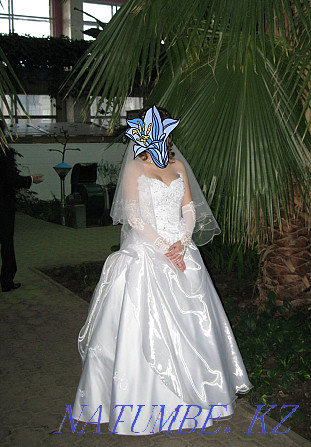 Продам красивое свадебное платье! Караганда - изображение 8