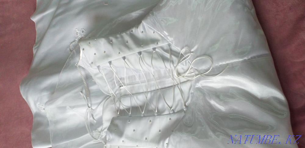 Продам красивое свадебное платье! Караганда - изображение 5