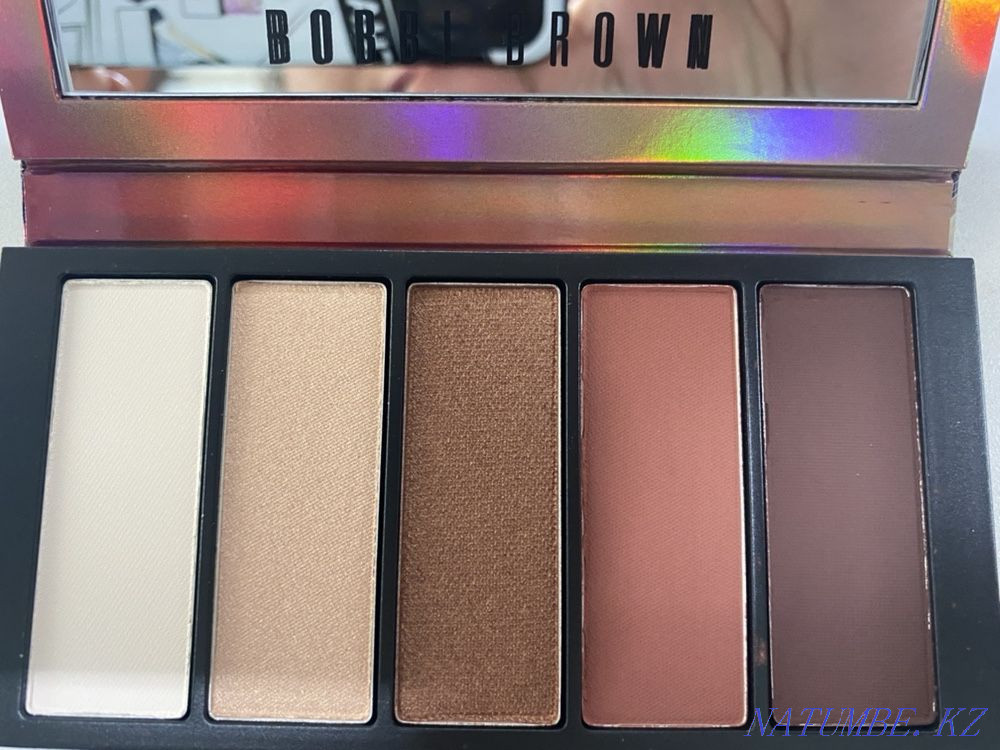 Browns оригинал. Бобби Браун палетка теней нюд. Bobbi Brown Eyeshadow Palette Limited. Bobbi Brown Eyeshadow Palette Spring Limited. Bobbi Brown Eyeshadow Palette Rose nude.