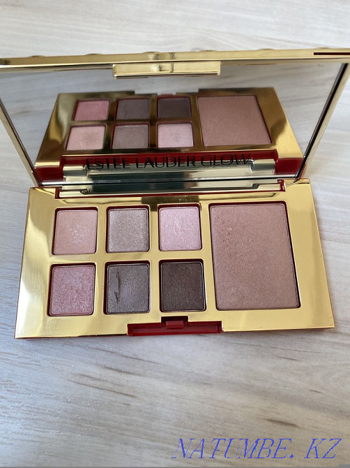 Estee Lauder shadows Большой чаган - photo 2