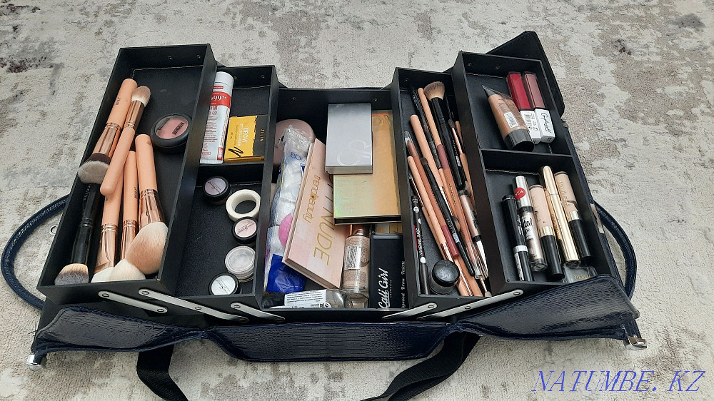 Сумка визажиста с косметикой в рассрочку Астана - изображение 1