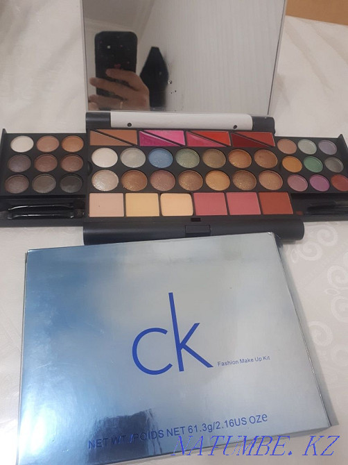 Тени, помада, пудра, 3 в 1 Астана - изображение 8