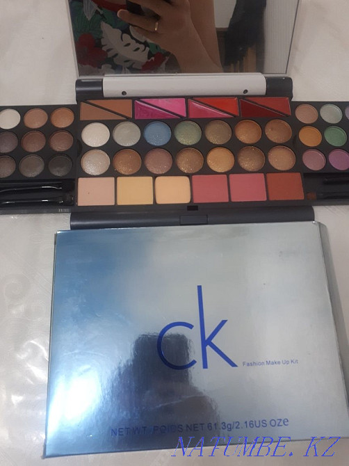 Тени, помада, пудра, 3 в 1 Астана - изображение 2