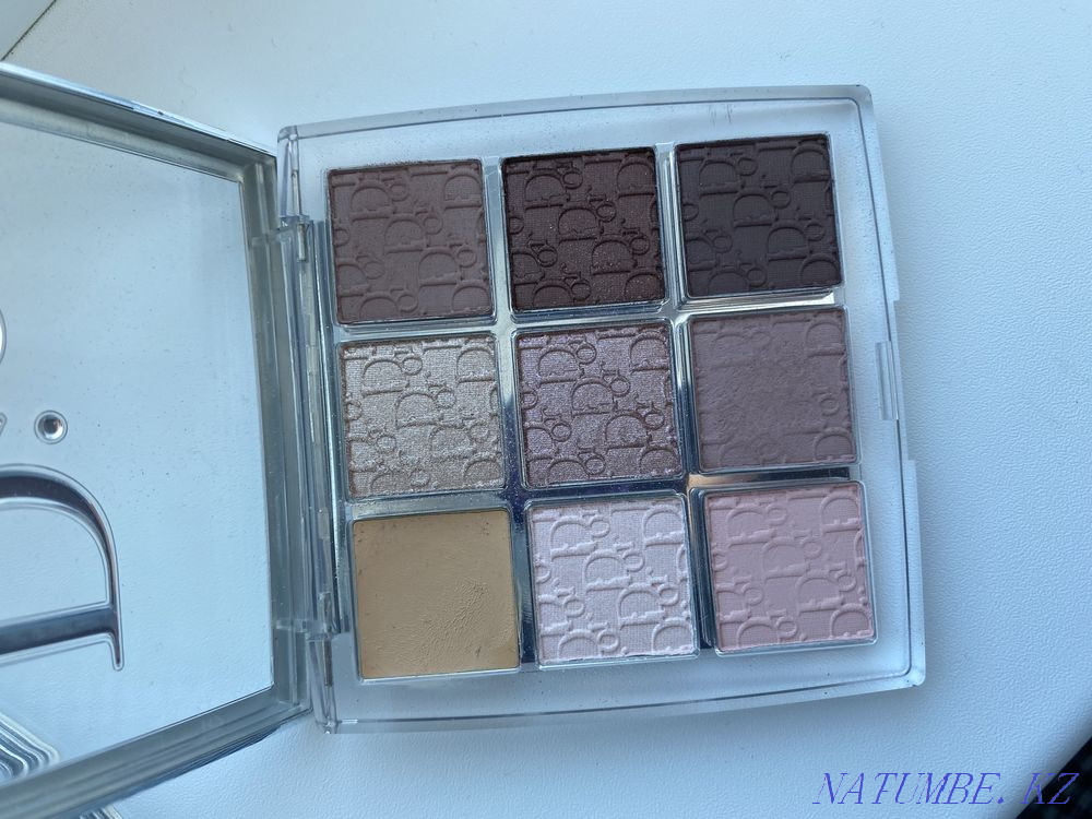 Luxury cosmetics from a personal collection Astana - photo 7