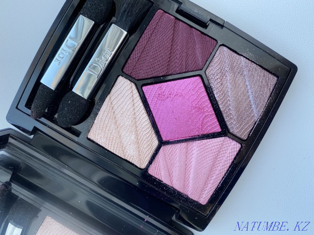 Luxury cosmetics from a personal collection Astana - photo 4