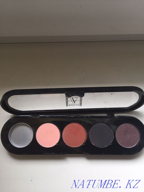 Atelier , Bobbi brown( тени, тональный, базы и тд) Алматы - изображение 1