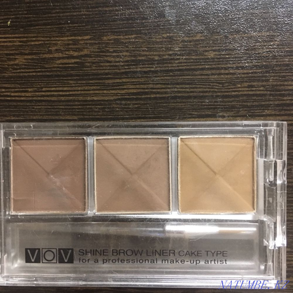 Eyebrow shadows Petropavlovsk - photo 1