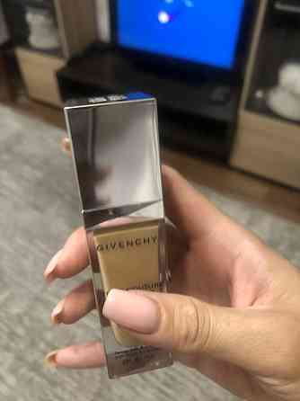 Продам тональный крем Givenchy Pavlodar