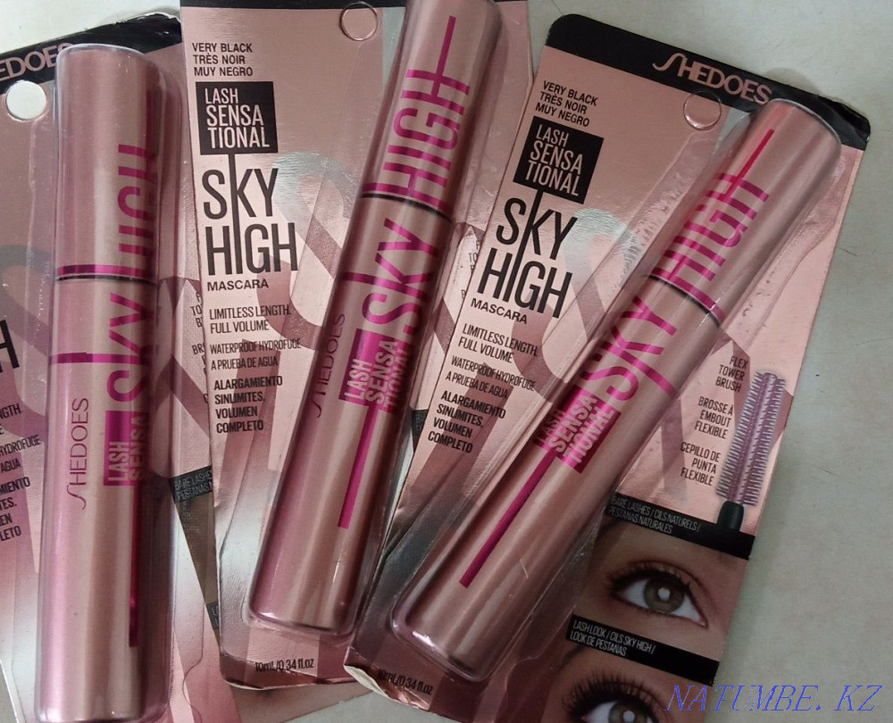 Black mascara  - photo 1