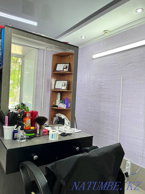 Продам срочно оборудование для парикмахерской и салона красоты Семей - изображение 1