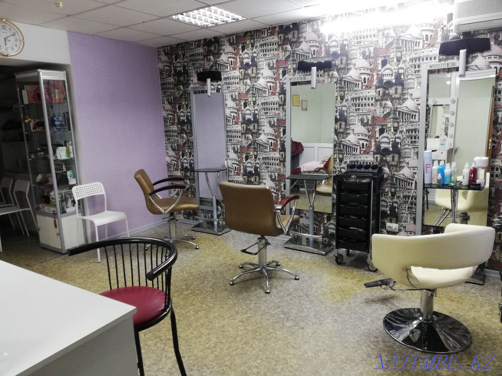 Barber chair for rent. District Revolution Oral - photo 1