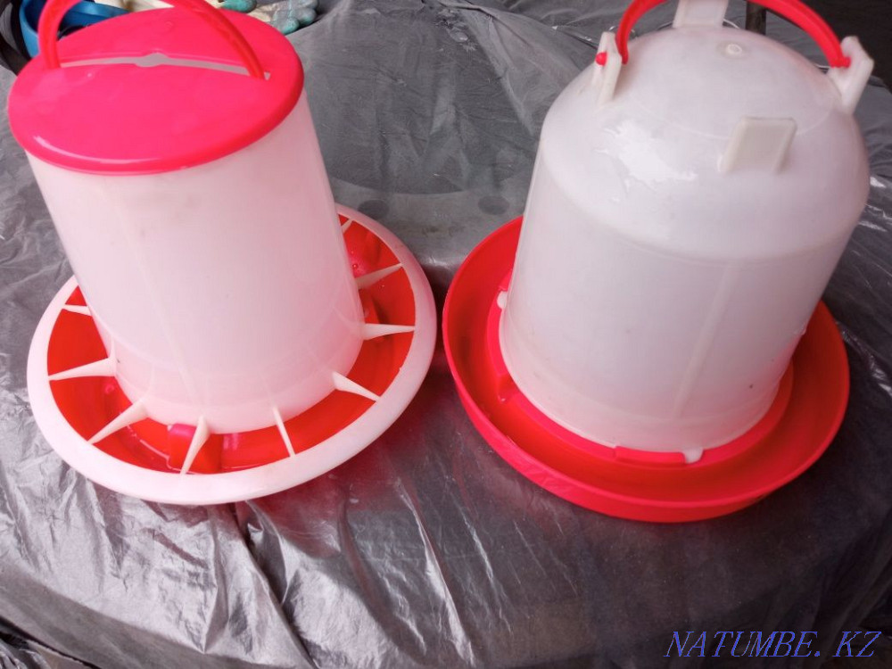 Feeder for grain and water for poultry. Боралдай - photo 1
