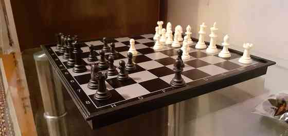 Продам новые шахматы , нарды и шашки 3 в 1 - Росиия . Хорошое качество Павлодар