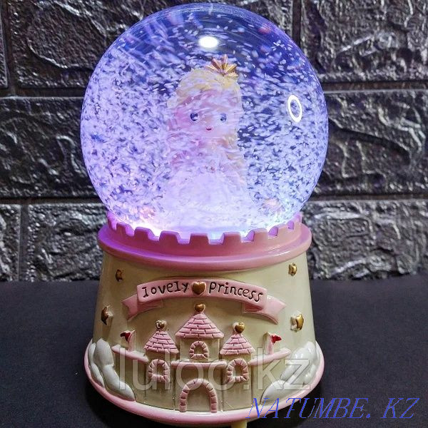 Musical snow globe "Beautiful Princess", 16cm. Almaty - photo 4