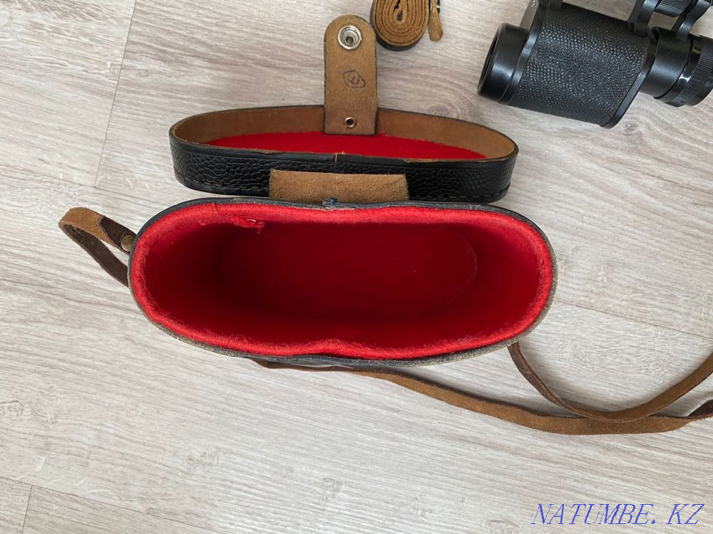 Binoculars BShTs 2 USSR Komz Karagandy - photo 2