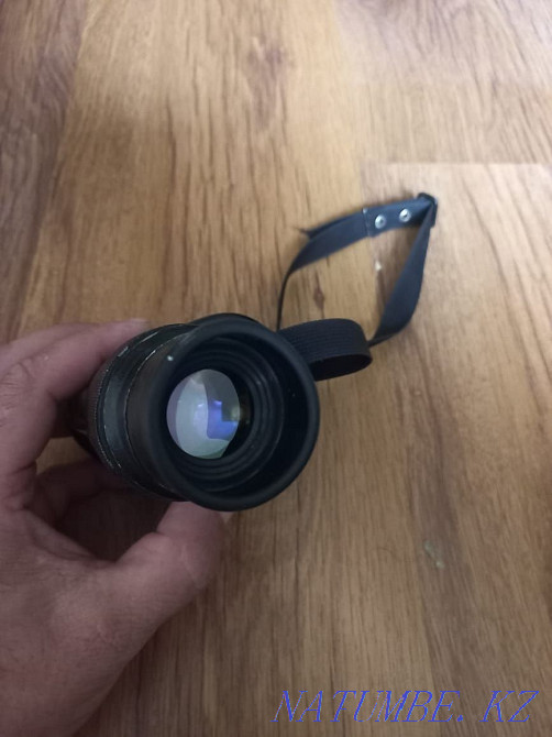 Half binoculars in good condition Soviet .BPOS 7X30 Almaty - photo 2