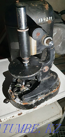 Soviet microscope Shymkent - photo 2