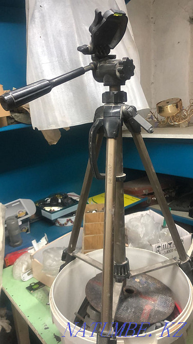 tripod HAMA tripod for laser level Нуркен - photo 1