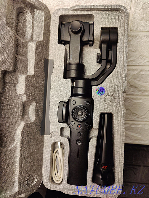 zhiyun smooth 4 stabilizer Almaty - photo 3