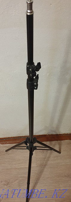 Sell tripod holder. Astana - photo 1