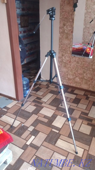 Tripod, camera tripod Karagandy - photo 2