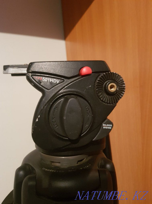 Штатив Manfrotto Алматы - изображение 1