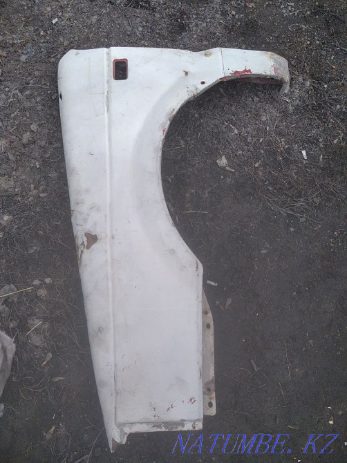 Крыло пасат б3 с дифектом продам Караганда - изображение 1