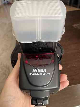Вспышка Nikon speedlight SB 700 Алматы