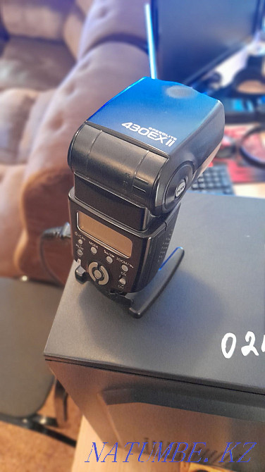 Фотовспышка Canon 430 ex ll Бостандык - изображение 1