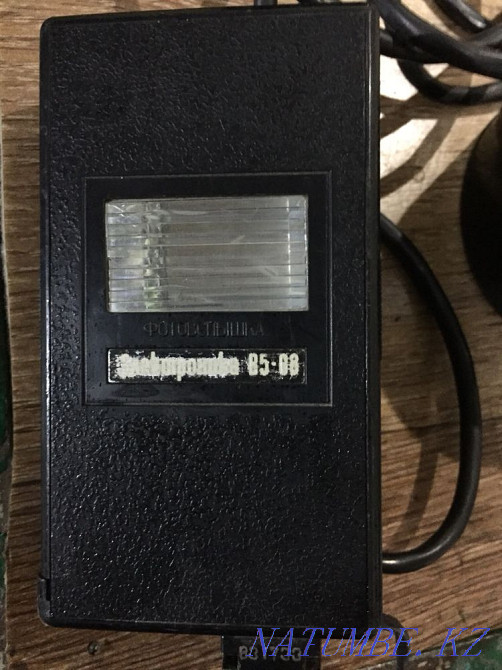 Вспышка на фото аппарат Туздыбастау - изображение 2