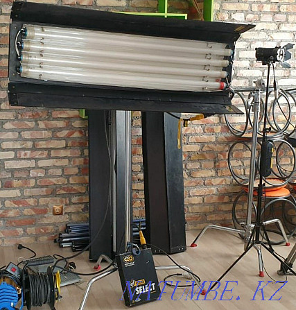 Kino Flo SYS 4Bank Fixture ламповый светильник Алматы - изображение 2