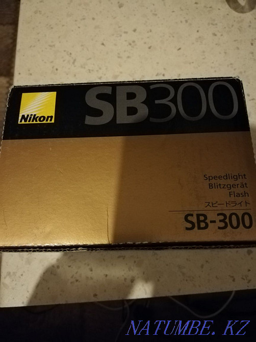 Продам вспышку Семей - изображение 1