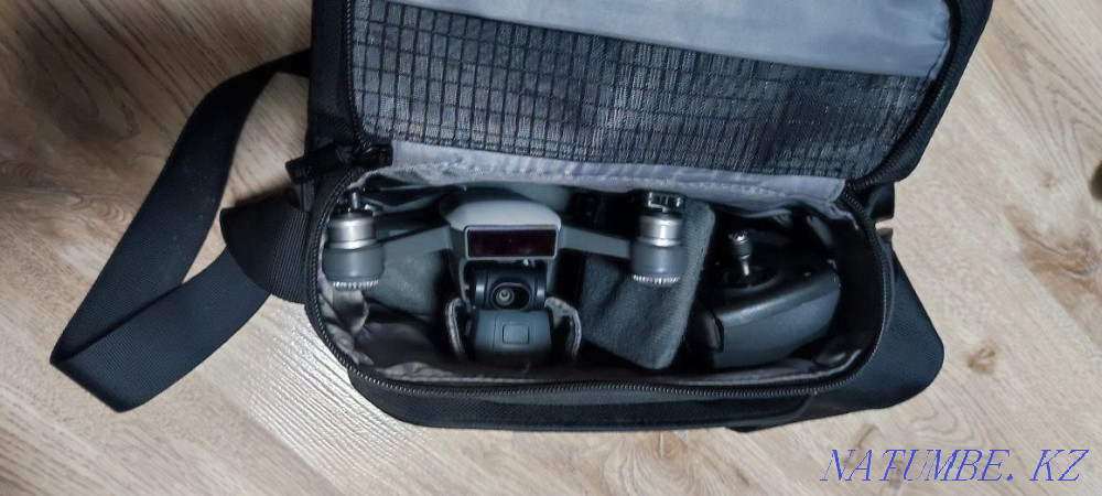 Dji spark quadcopter in good condition Almaty - photo 2